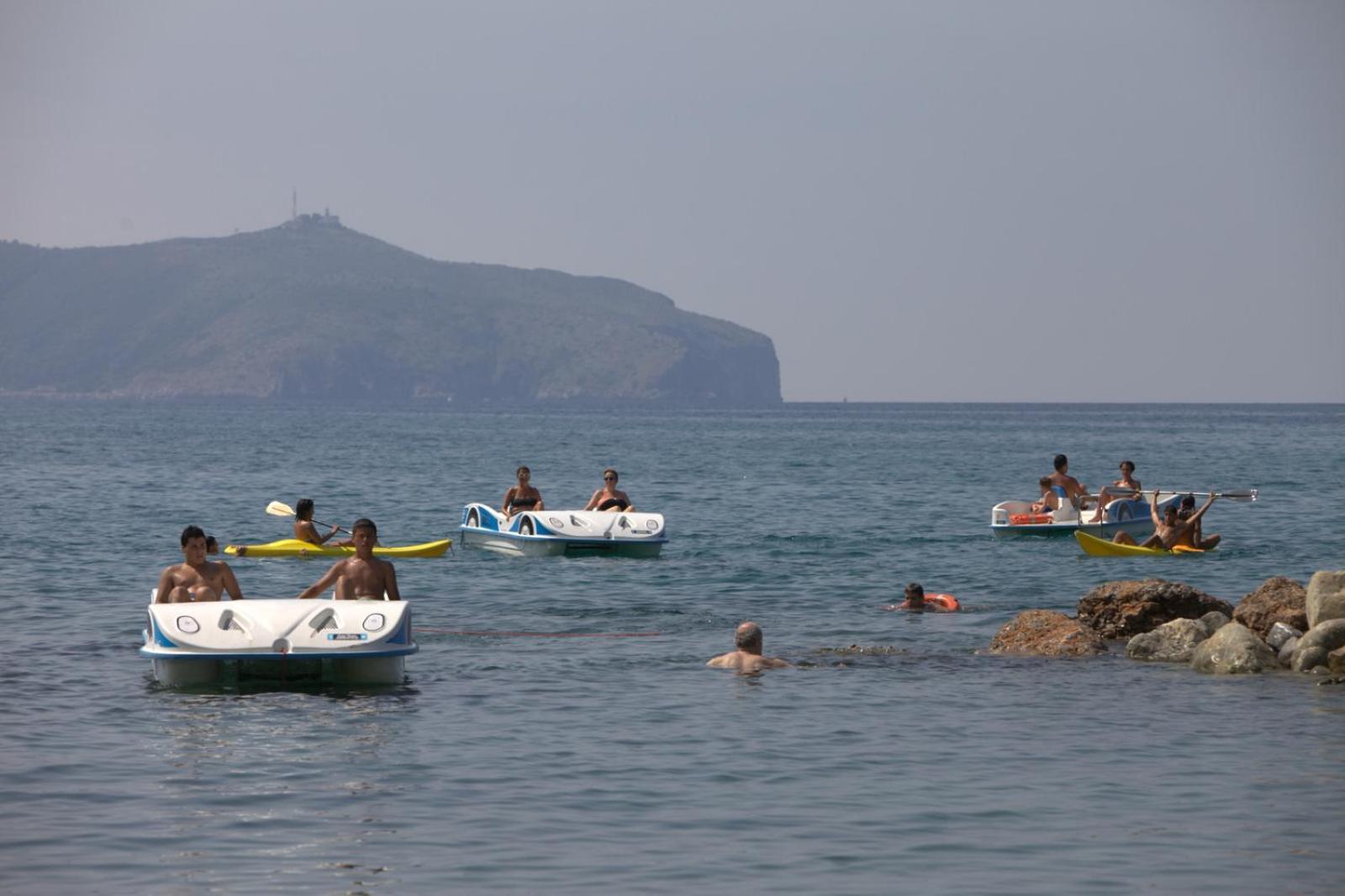 Resort Baia Del Silenzio Pisciotta Exterior photo