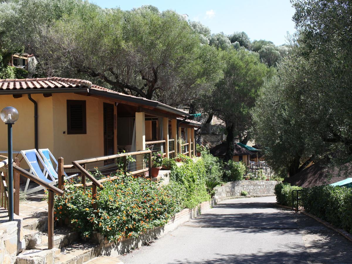 Resort Baia Del Silenzio Pisciotta Exterior photo